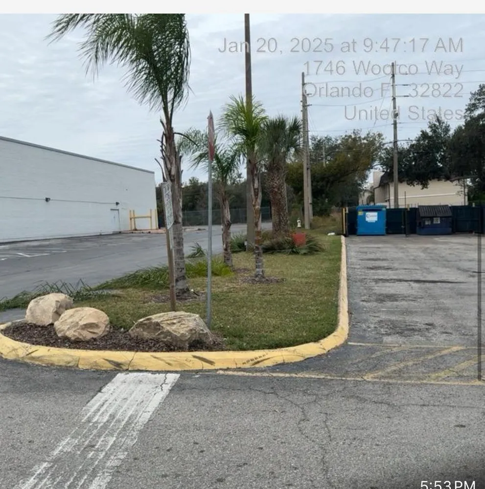 Custom lawn mowing service in Daytona Beach, FL by Stancil Property Solutions