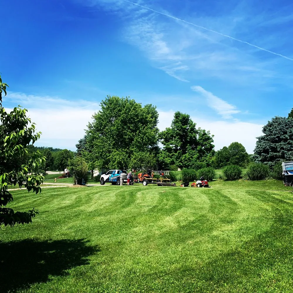 Professional yard maintenance experts serving Washington Pa, PA - Standard Home Services