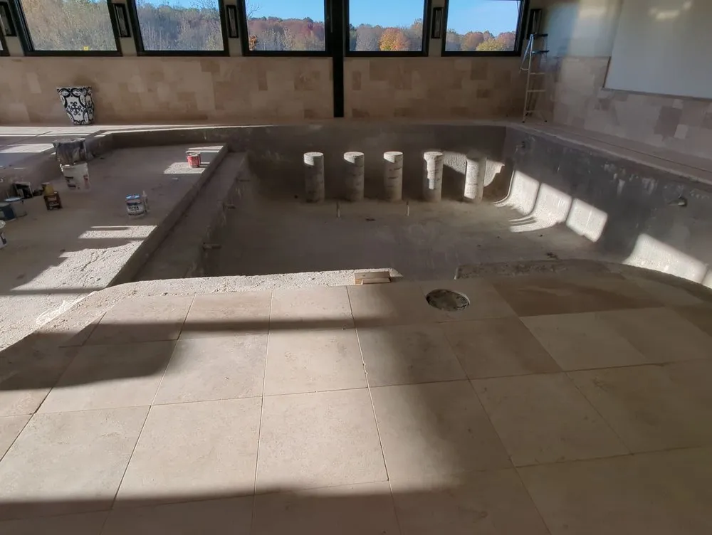 Top-rated lawn care service in Lebanon, TN by Standing Stone Pools & Patios