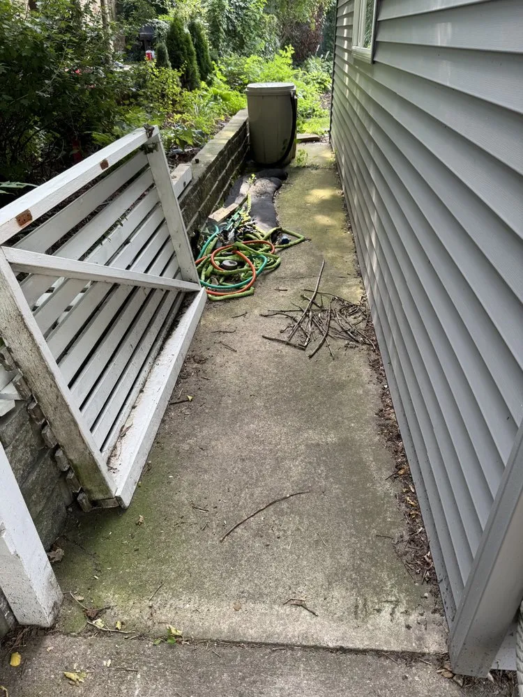 Top-rated landscaping services near you across Reedsburg, WI - Stando Junk Services