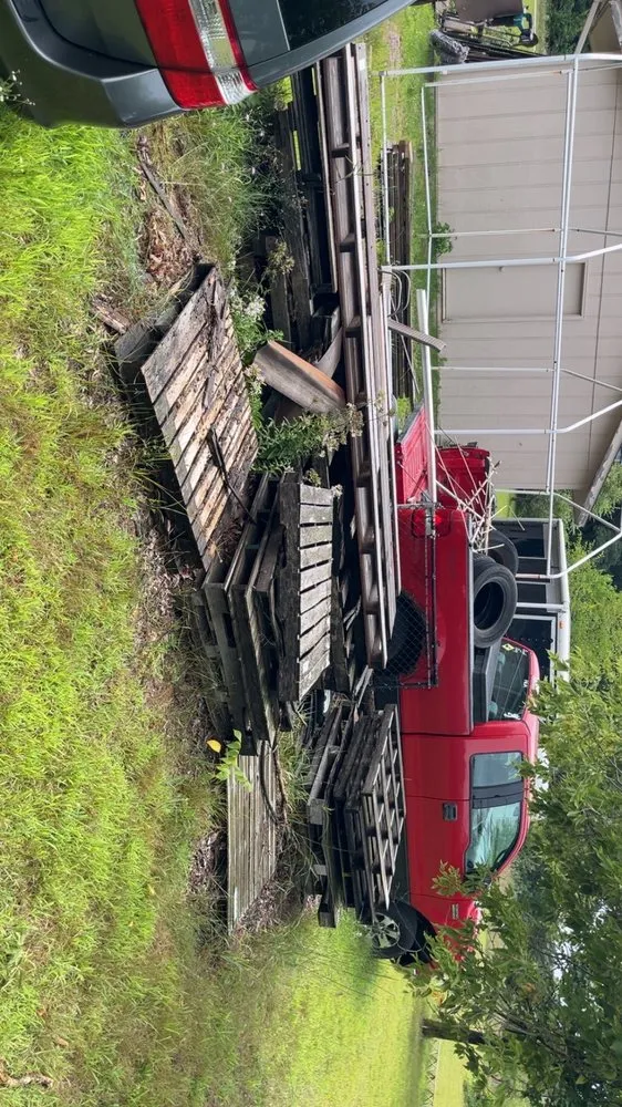 Professional outdoor landscaping in Reedsburg, WI - Stando Junk Services