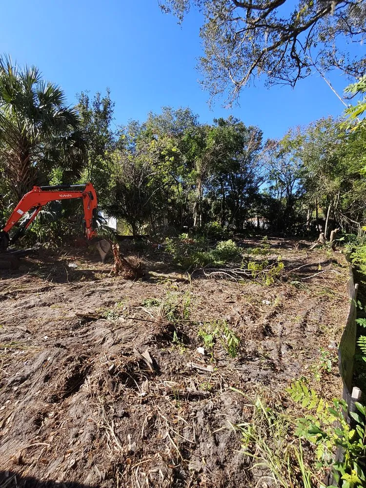 Trusted residential landscaping experts serving De Leon Springs, FL - Stanford Land Management