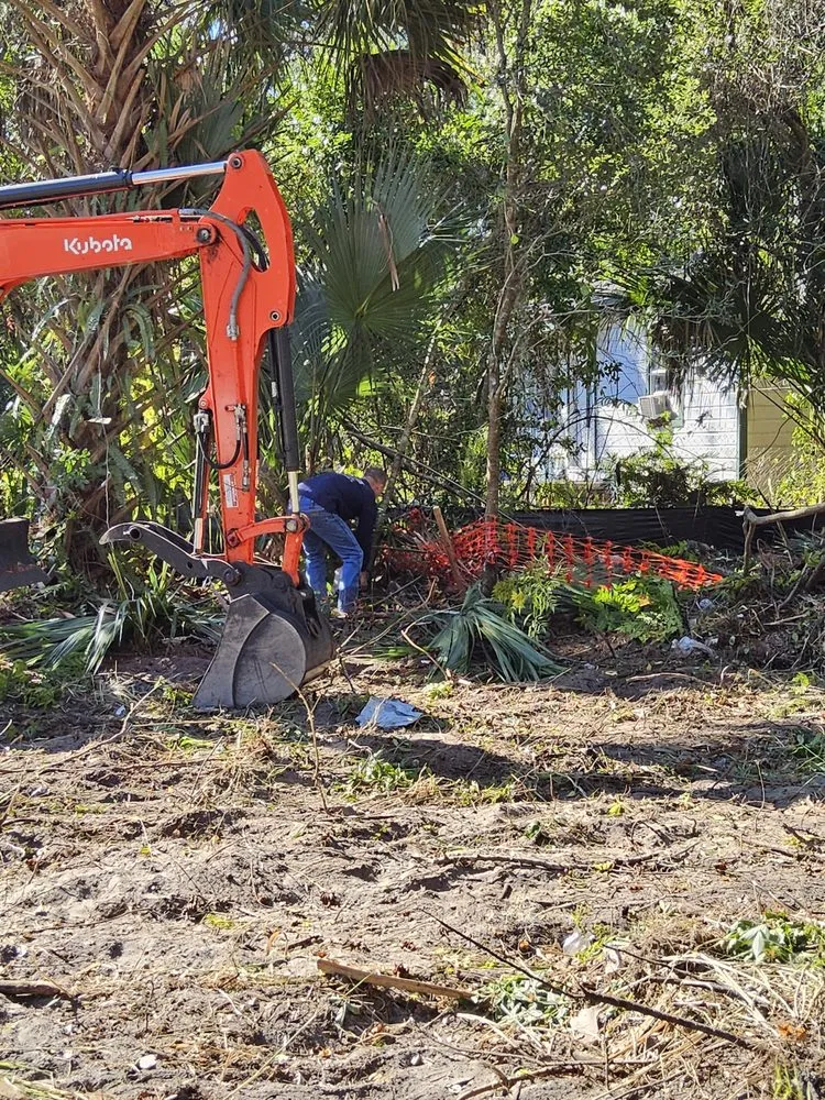 Professional residential landscaping in De Leon Springs, FL - Stanford Land Management