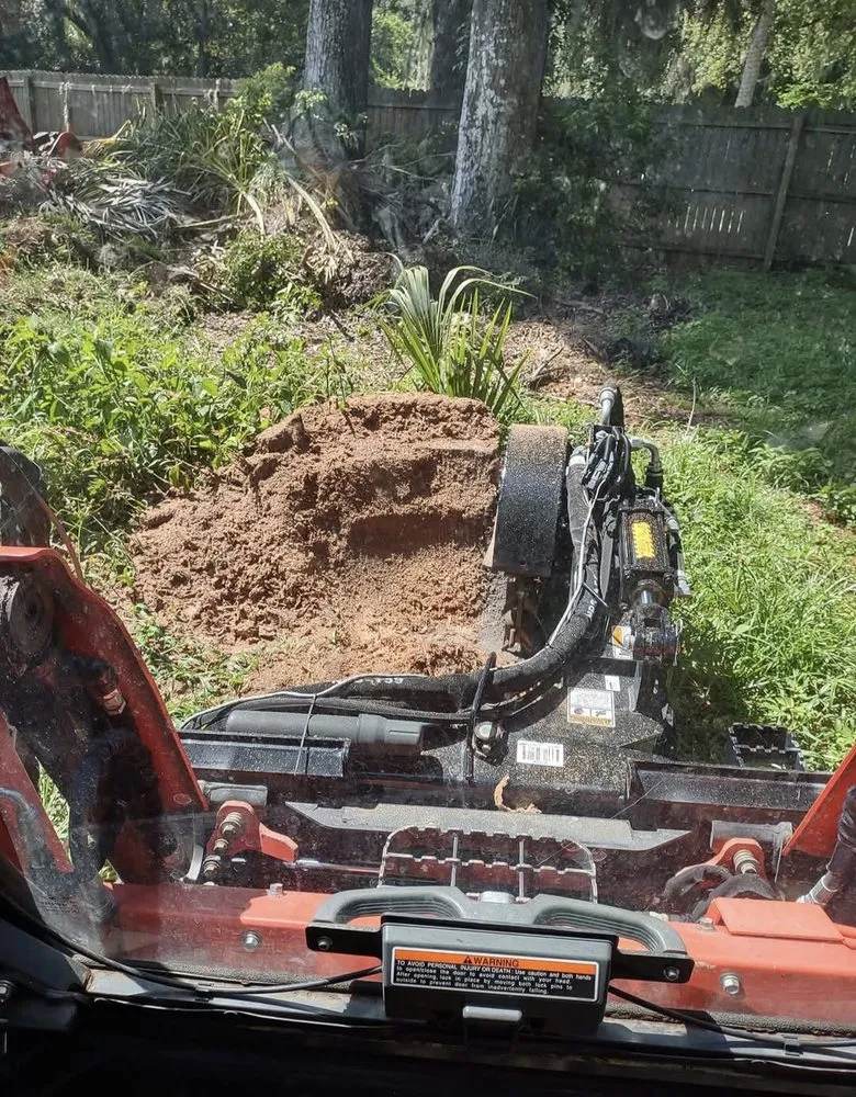 Custom garden landscaping in De Leon Springs, FL - Stanford Land Management