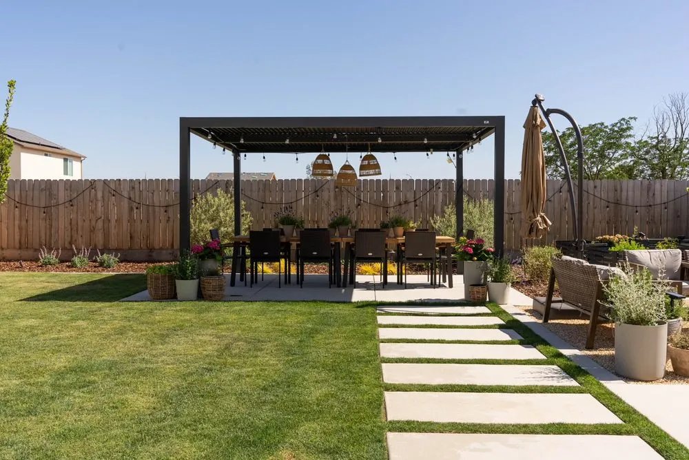 Professional lawn care service experts serving Fresno, CA - Stangby Designs