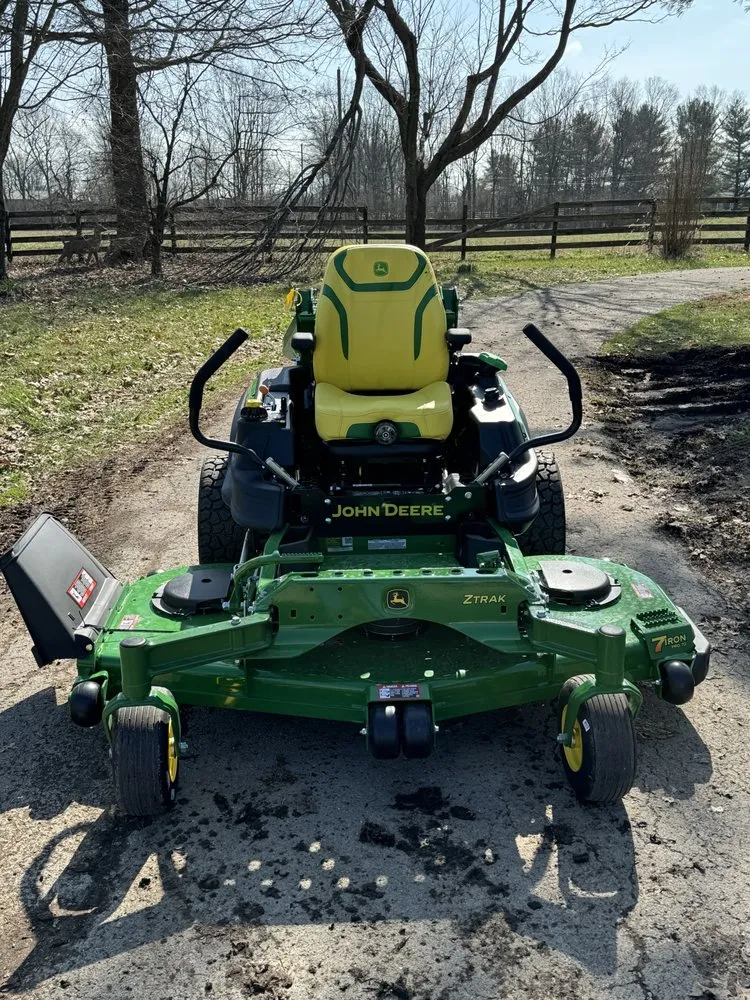 Local yard cleanup service in Lexington-Fayette, KY by Stanley Commercial And Residential landscaping