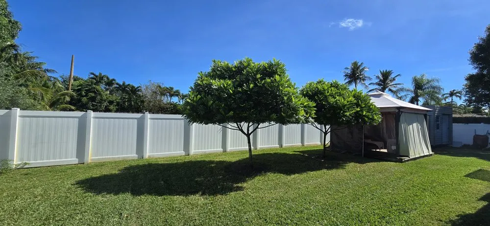 Reliable landscaping services for beautiful yards across Hollywood, FL - Stanley Elias Lawn Care & Maintenance