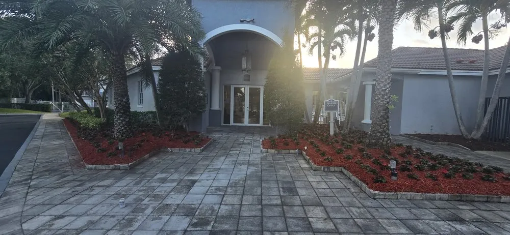 Reliable landscape design for year-round maintenance in Hollywood, FL by Stanley Elias Lawn Care & Maintenance
