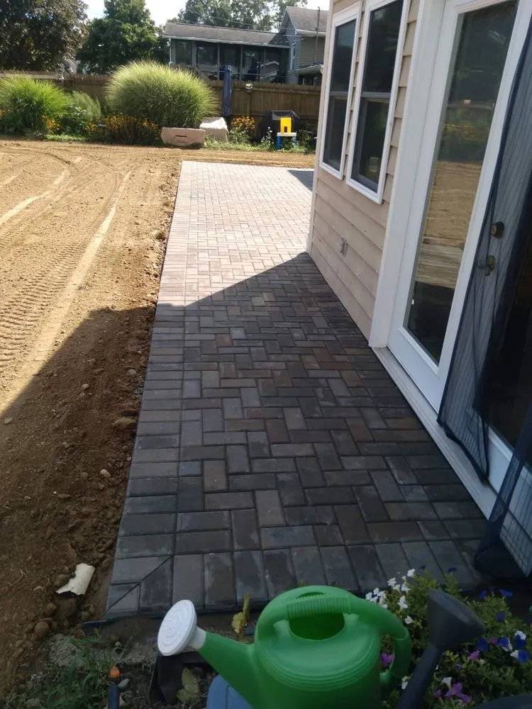 Professional lawn mowing service experts serving Parkersburg, WV - Stanley services