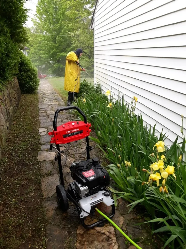 Professional yard maintenance experts serving Princeton, WV - Stanley's High Efficiency Landscaping