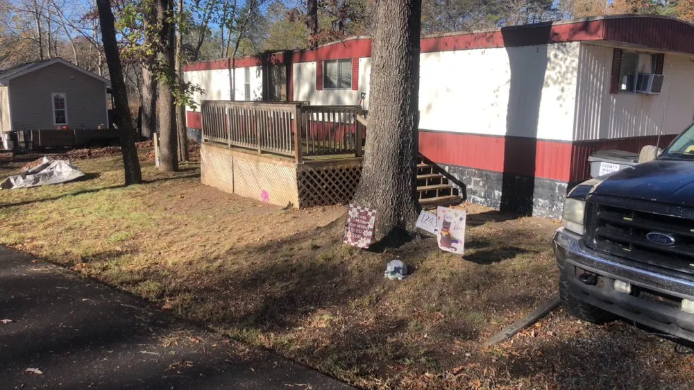 Reliable residential landscaping experts serving Ruther Glen, VA - Stanleys Lawn and Landscaping Junk Removal