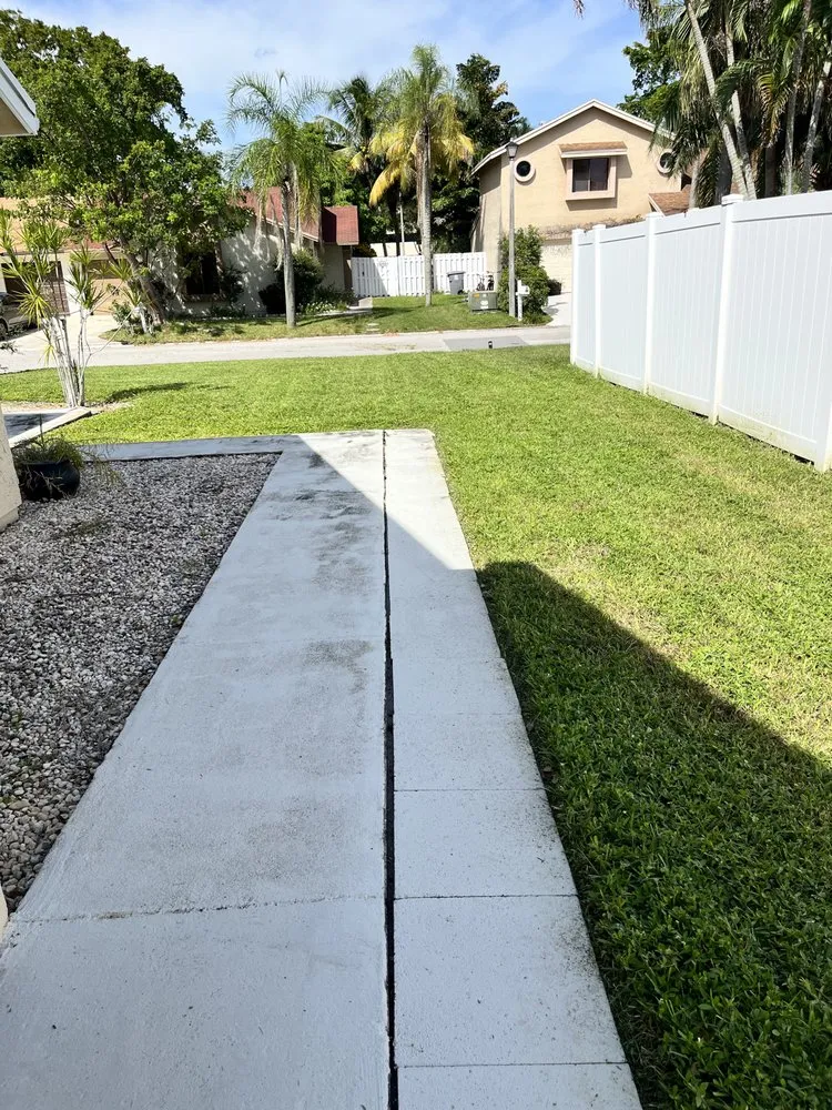 Professional yard maintenance experts serving Boca Raton, FL - StanThe Handyman