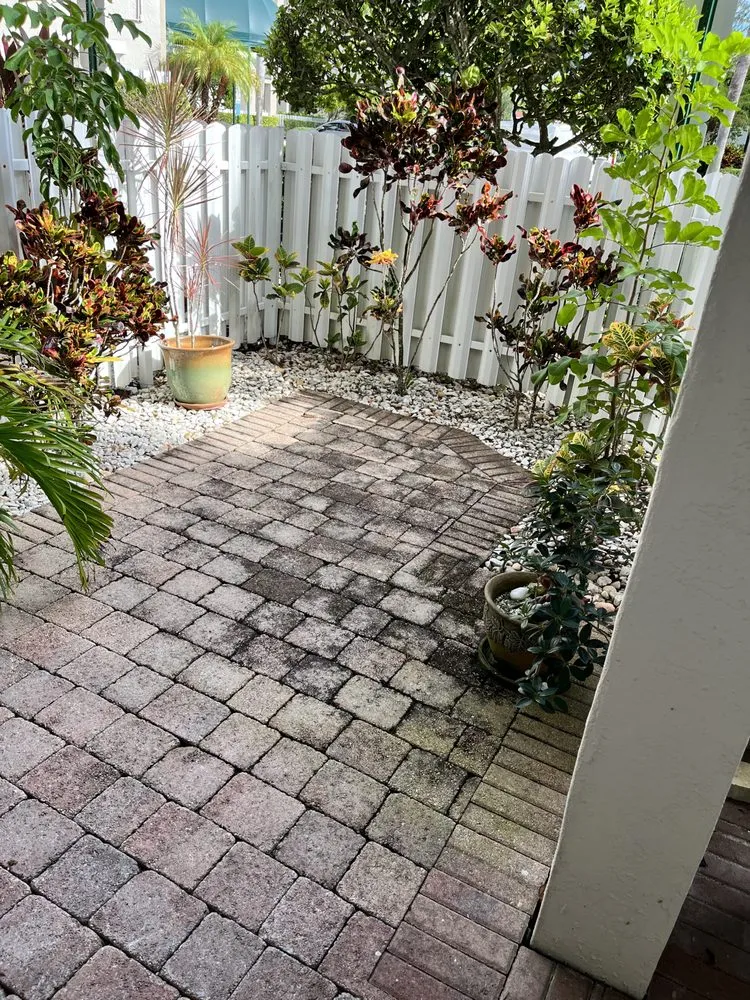 Professional yard maintenance experts serving Boca Raton, FL - StanThe Handyman