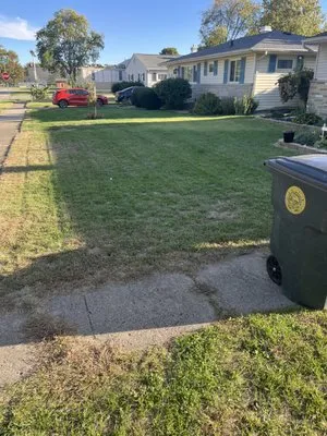 Stanton Lawn Maintenance Specialist Logo