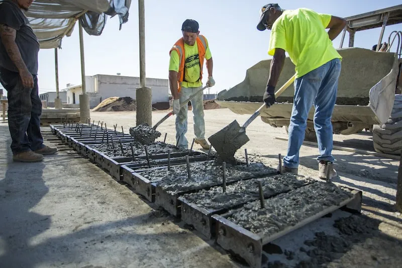 Expert lawn mowing service experts serving Fresno, CA - Star Building Supplies