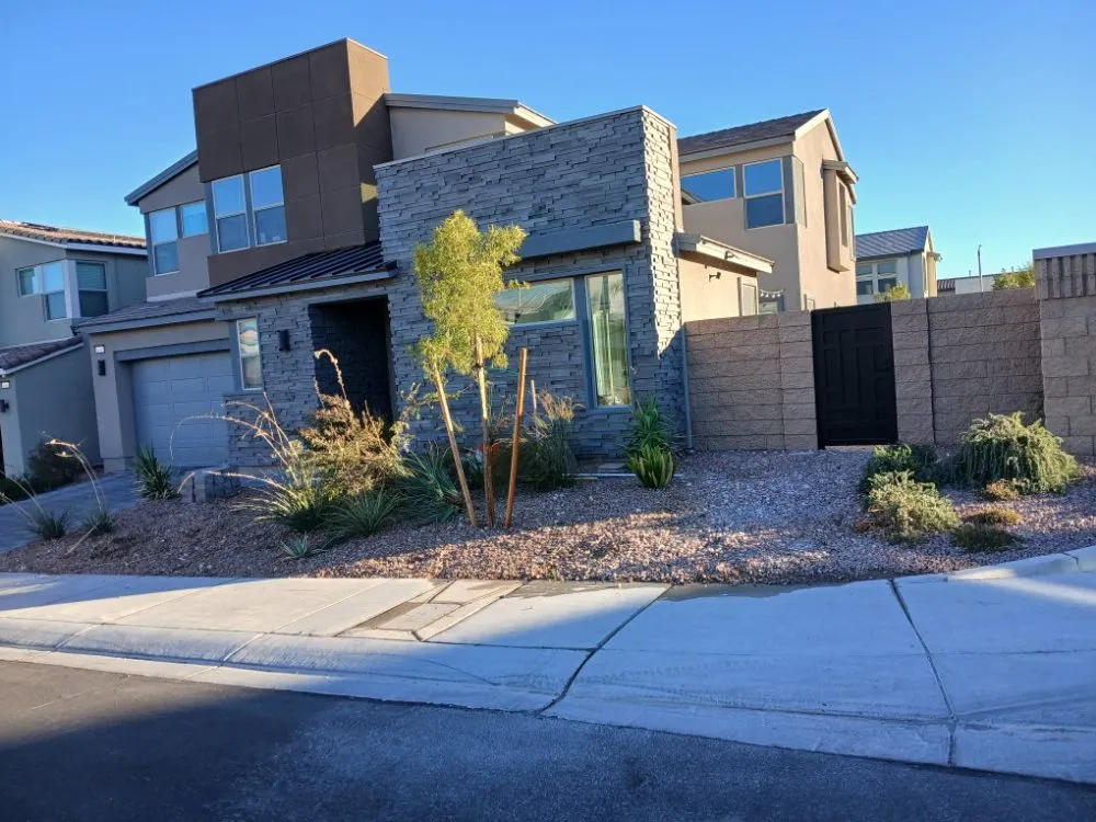 Top-rated residential landscaping experts serving Las Vegas, NV - Star Garden & Landscaping Services