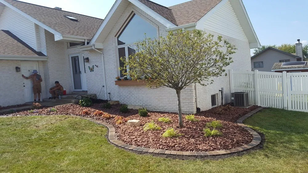 Expert outdoor landscaping for homes in Dyer, IN by Star Landscaping