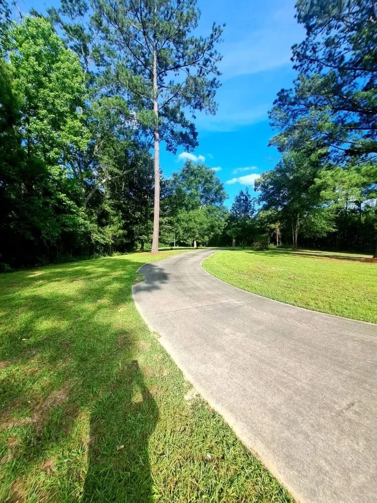 Custom yard maintenance for outdoor upgrades in Hattiesburg, MS by Star Lawns