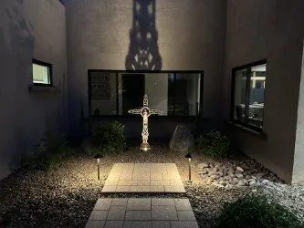 Professional yard maintenance in Phoenix, AZ - Star Scapes