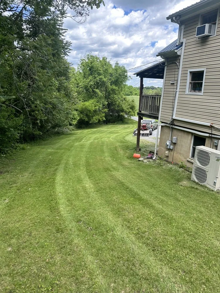 Top-rated landscaping services with custom design in Eagle Rock, VA by Star-Spangled Landscaping