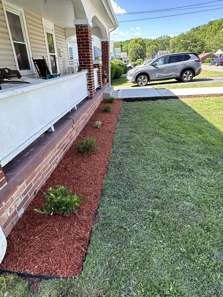 Top-rated yard maintenance experts serving Eagle Rock, VA - Star-Spangled Landscaping