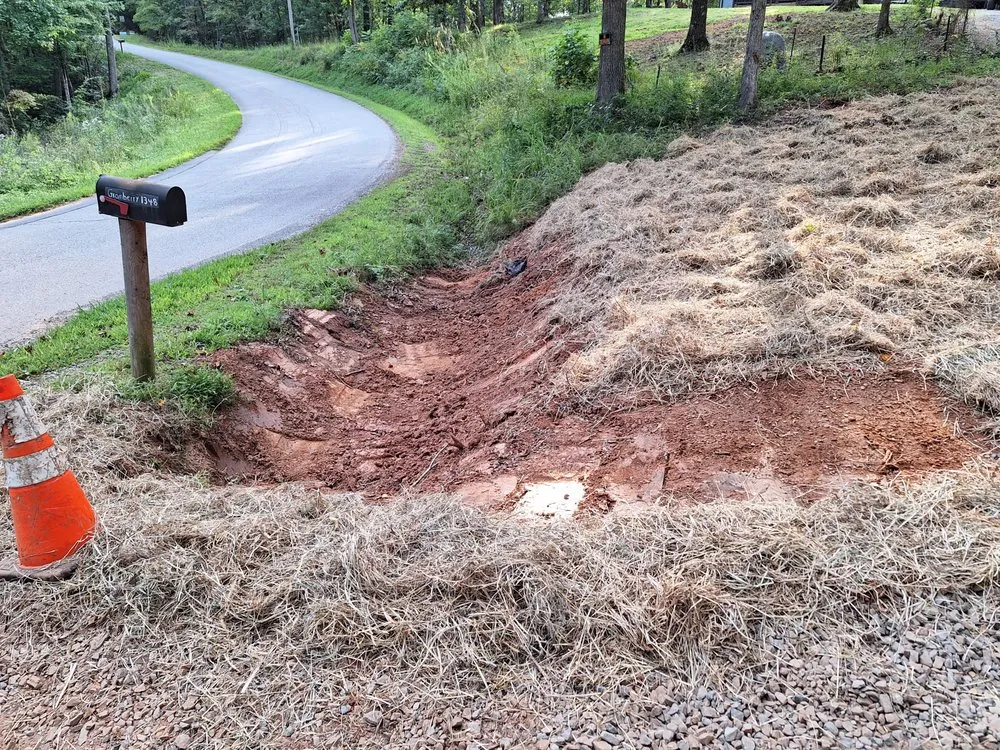 Local garden landscaping for year-round maintenance across Ellijay, GA - Starks Hauling & Development