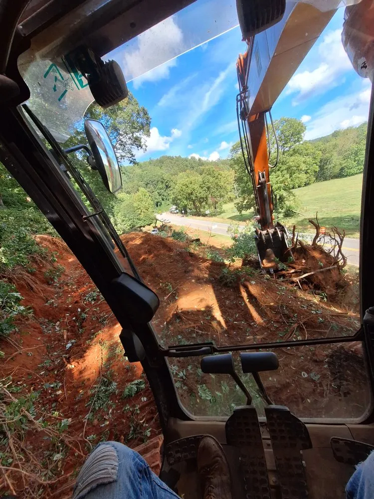 Affordable landscaping services experts serving Ellijay, GA - Starks Hauling & Development