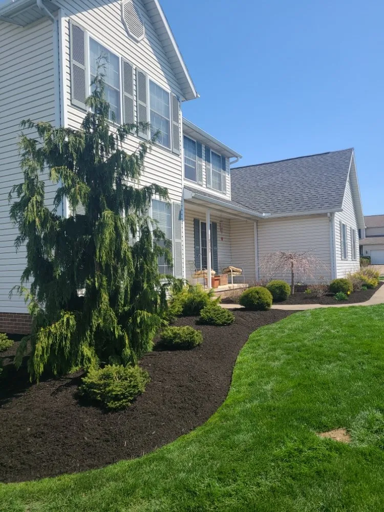 Custom landscape installation in Louisville, OH by StarkScapes