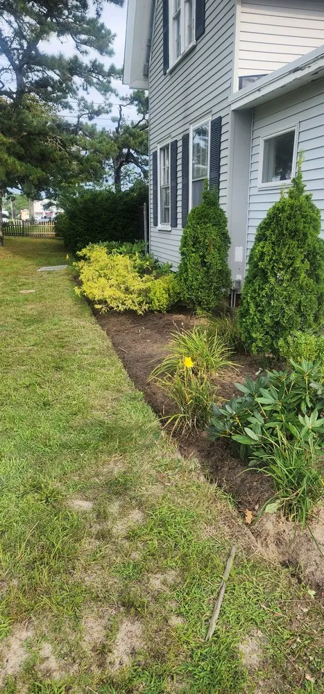 Professional lawn mowing service in Hyannis, MA - Starline landscaping