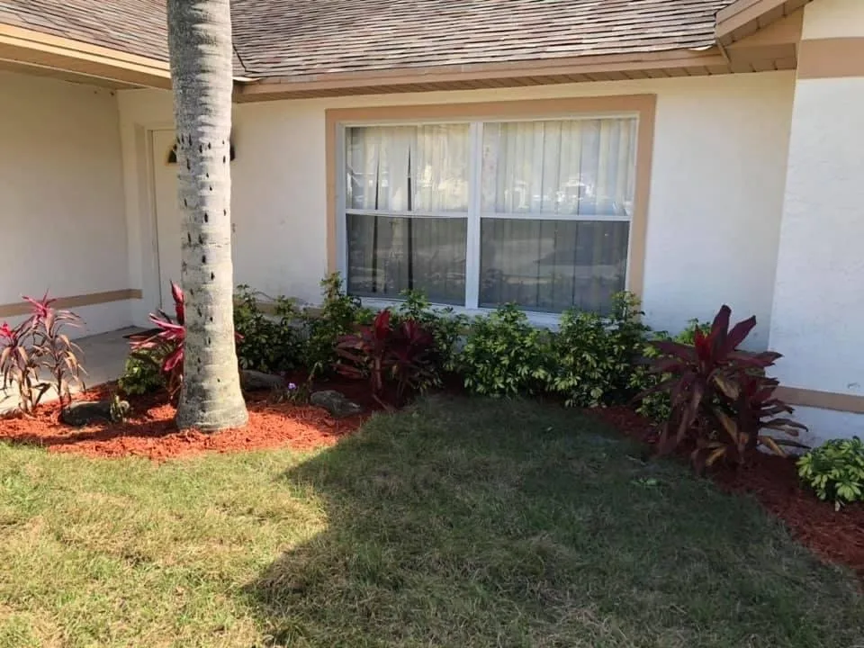 Top-rated yard cleanup service for outdoor upgrades in Indian Harbour Beach, FL by Starrett Stump Grinding