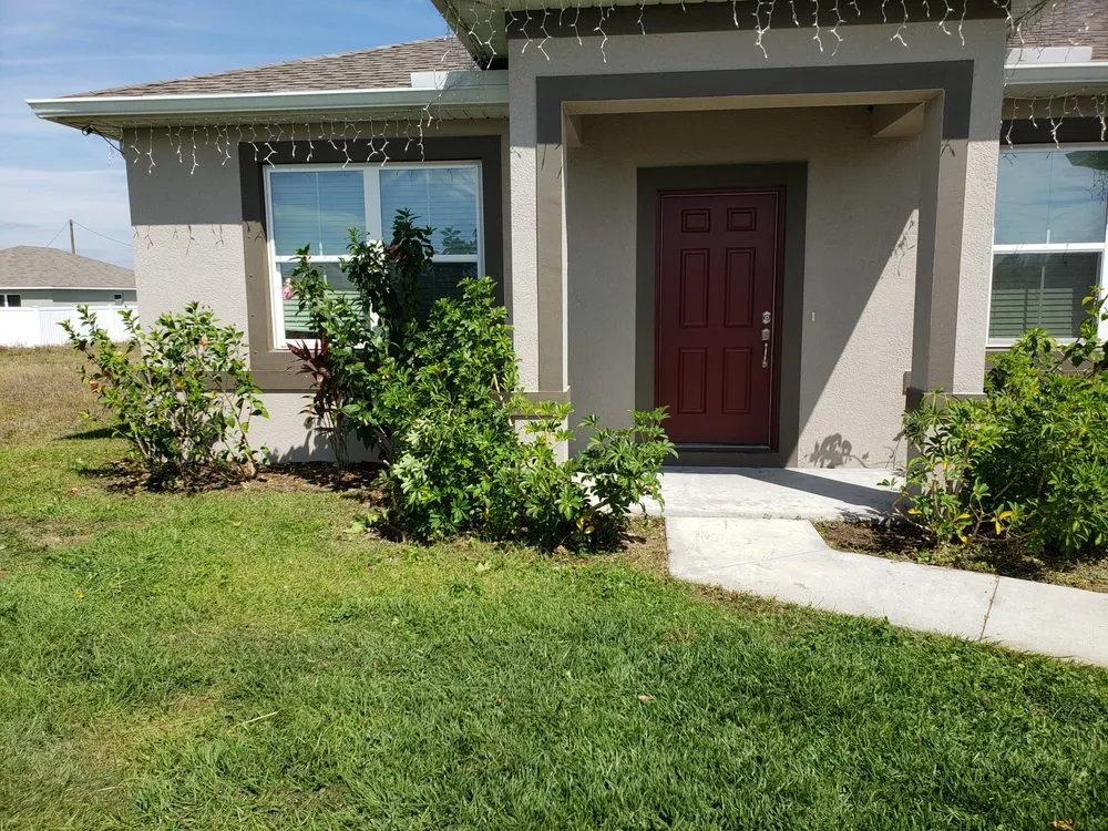 Affordable landscaping services in Cape Coral, FL - Stars & Stripes Landscape Services