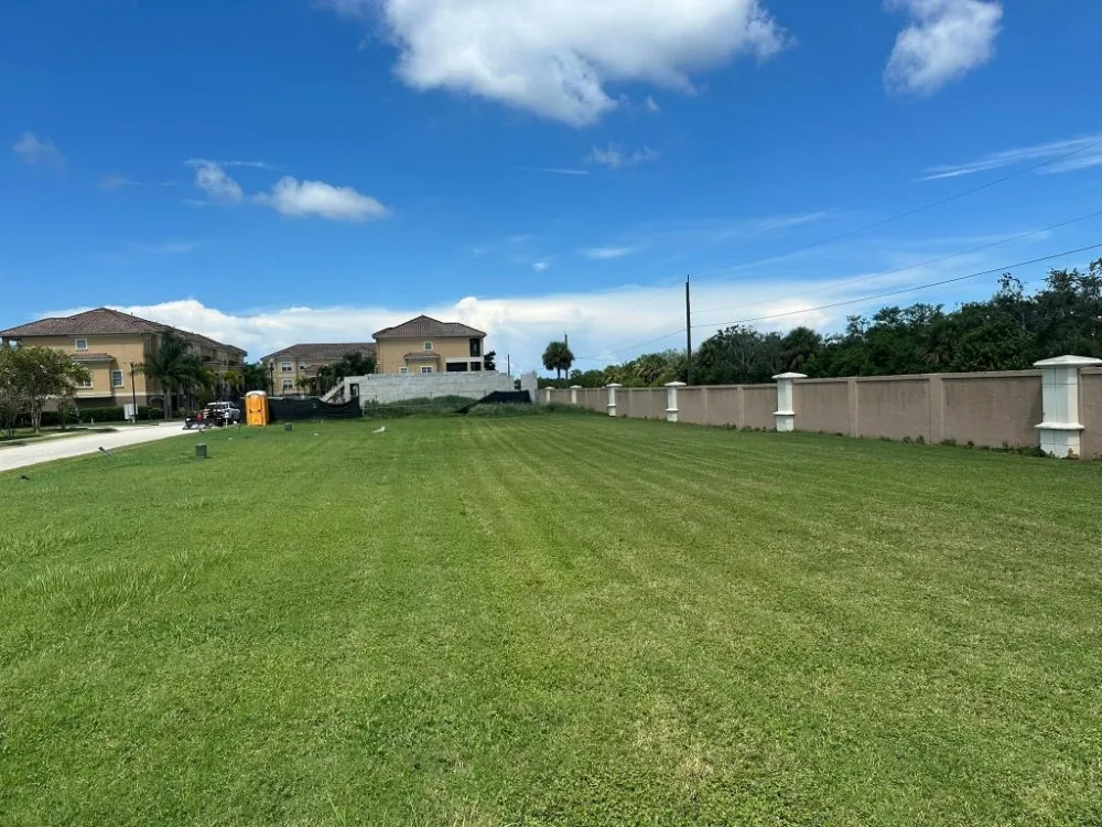 Local residential landscaping in St. Petersburg, FL by Stars & Stripes Landscaping