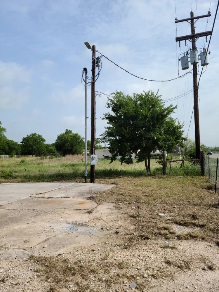 Local garden landscaping for beautiful yards across Wimberley, TX - Stars & Stripes Landscaping