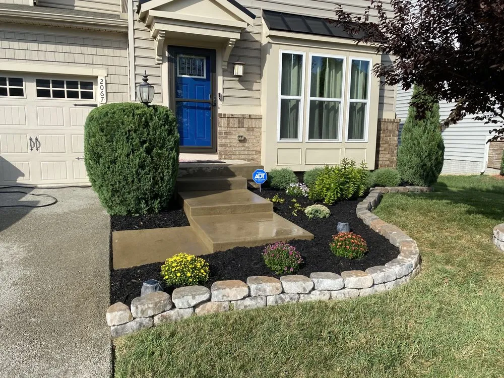 Local yard maintenance experts serving White Plains, MD - Stars & Stripes Lawn Care and Junk Removal