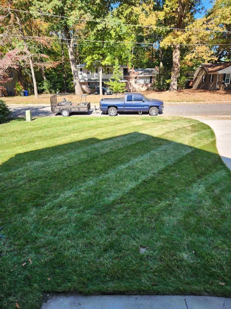 Expert lawn mowing service experts serving Newport News, VA - Stars & Stripes Lawn Care Services