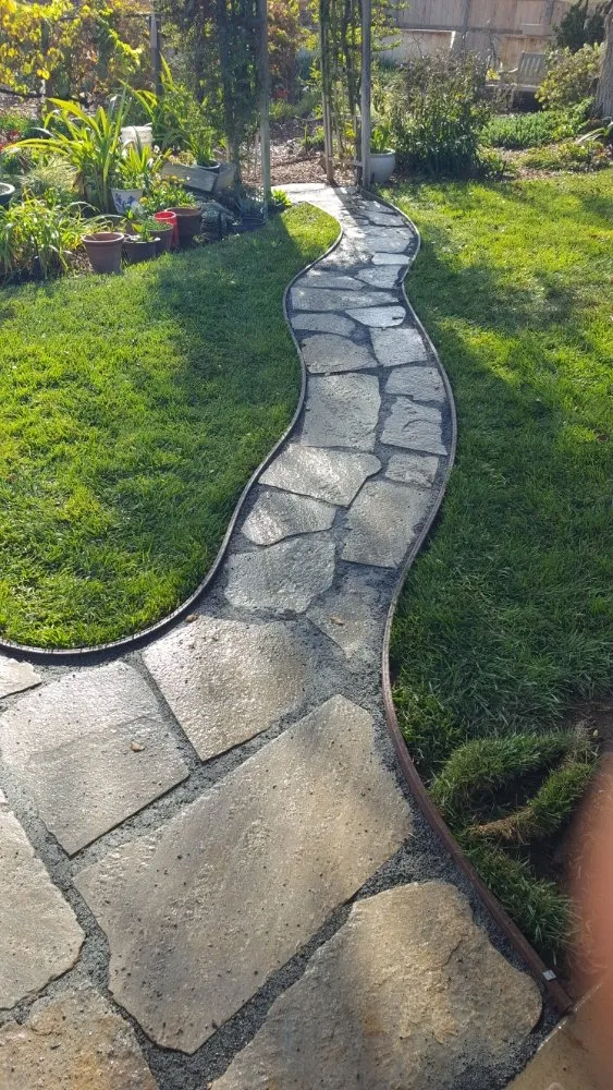 Affordable outdoor landscaping experts serving Lemoore, CA - Start Fresh Landscaping