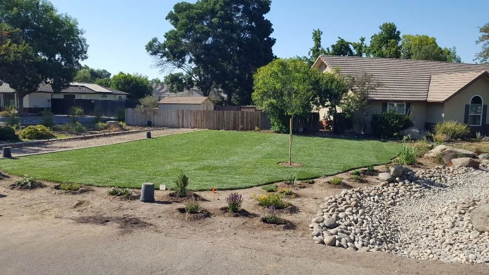 Top-rated residential landscaping in Lemoore, CA by Start Fresh Landscaping