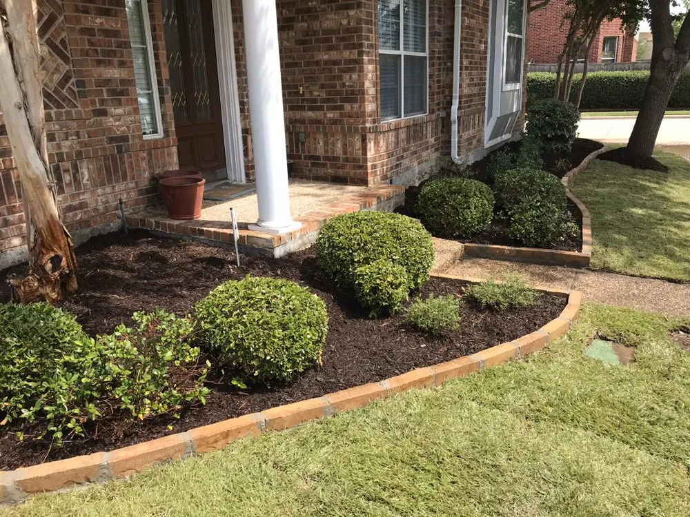 Custom lawn mowing service with custom design across Dallas, TX - STARTEX Landscaping