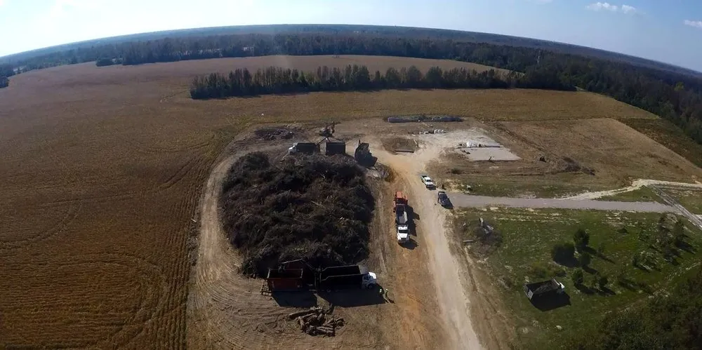 Affordable yard maintenance in Panama City, FL by State Contractors