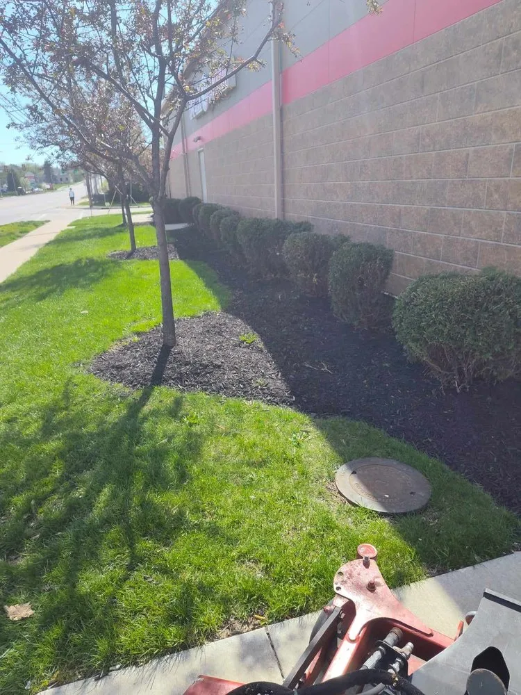 Reliable residential landscaping in Poplar Grove, IL by Stateline Cityscapes