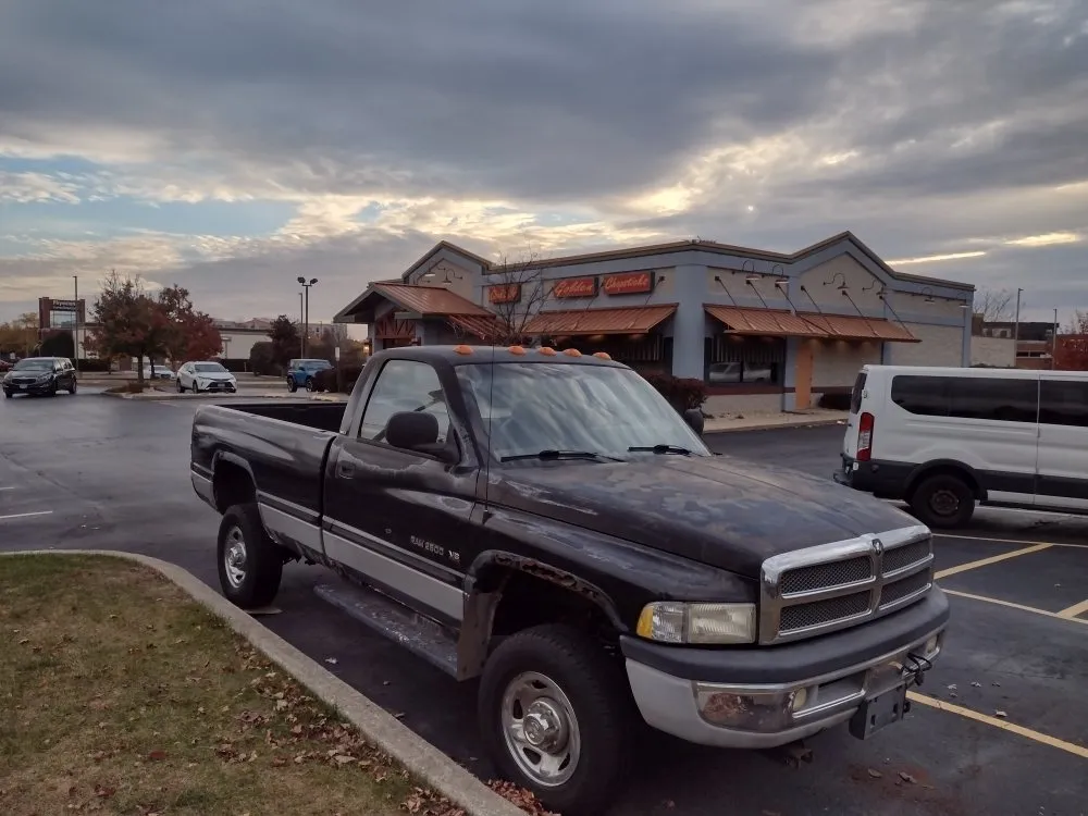 Reliable yard cleanup service for homes in Poplar Grove, IL by Stateline Cityscapes