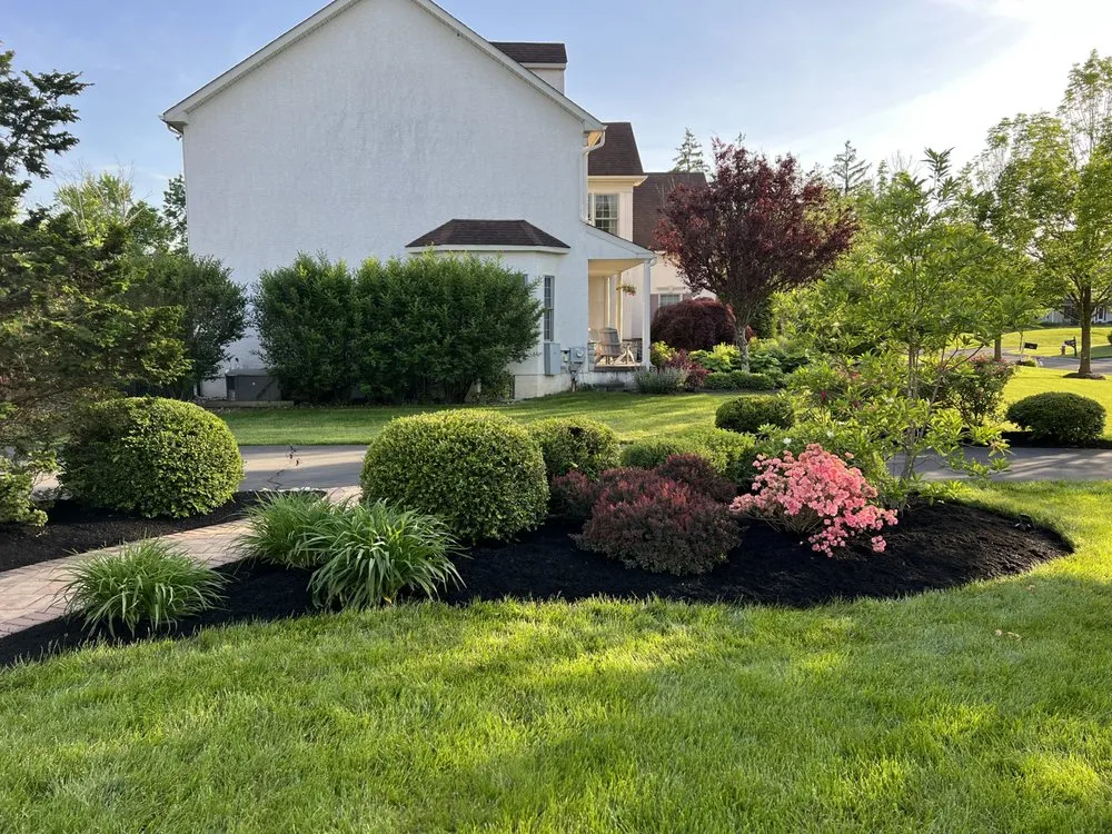 Custom landscaping services experts serving Doylestown, PA - Status Mow