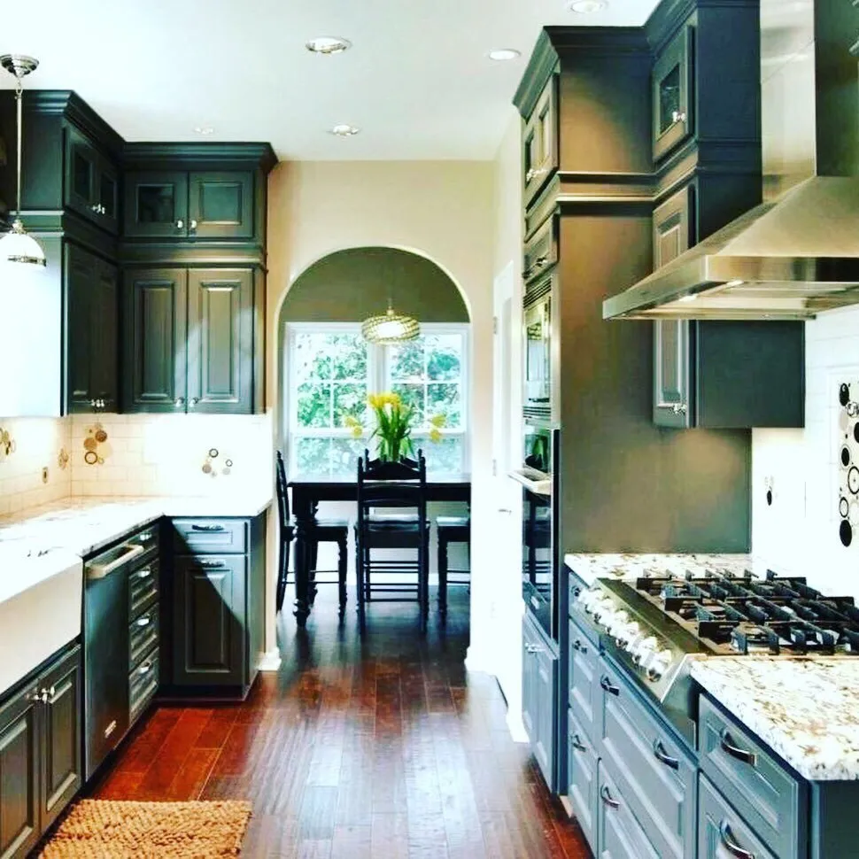 Expert outdoor landscaping in Houston, TX - Steel Bender Builders