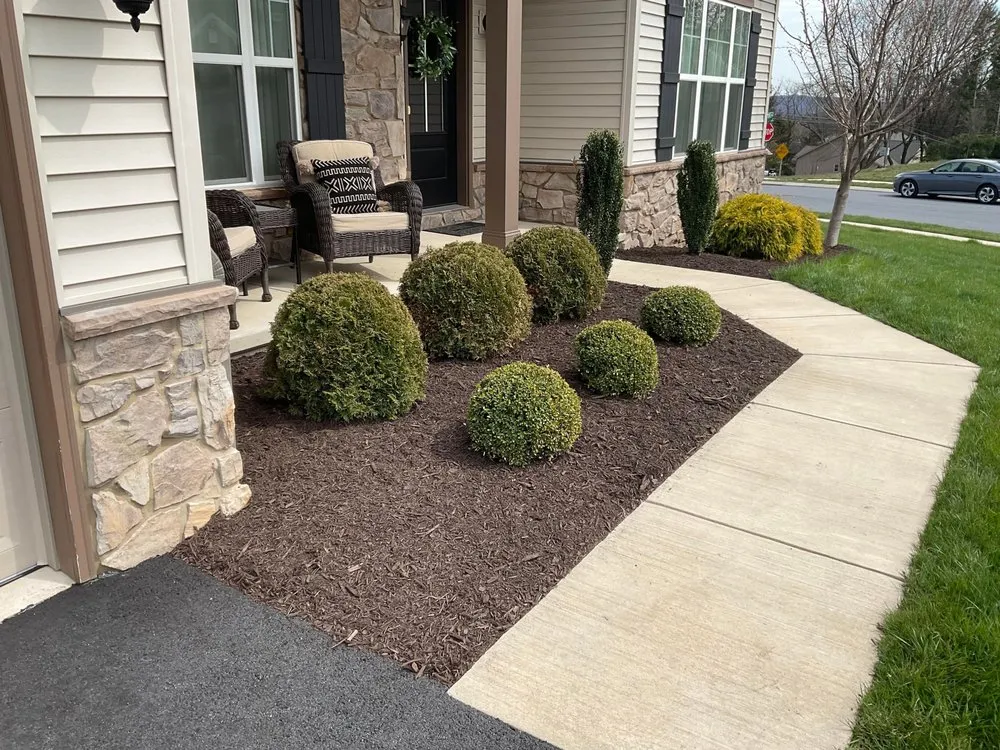 Custom yard maintenance experts serving Willow Street, PA - Steel Cut Lawn Care