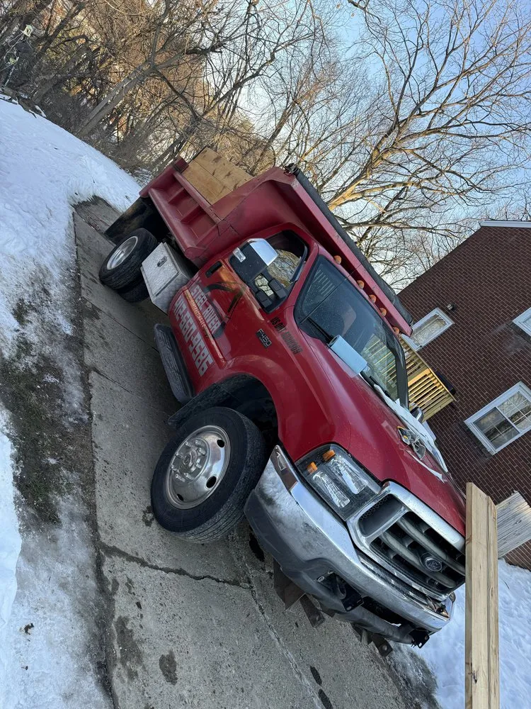 Reliable landscaping services for residential properties in Pittsburgh, PA by Steel River Contracting