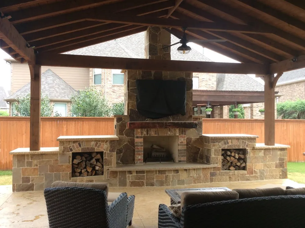 Professional yard cleanup service in Keller, TX - Steele Landscapes & Patios