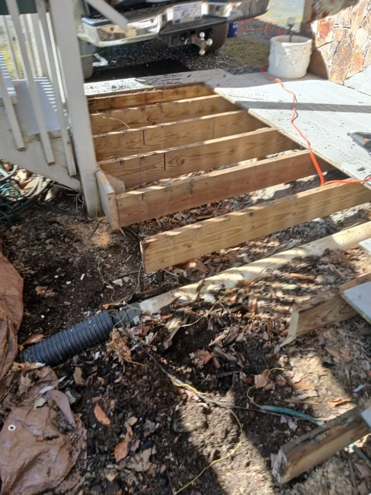 Expert outdoor landscaping in Kingsport, TN by Steele's Handyman Service