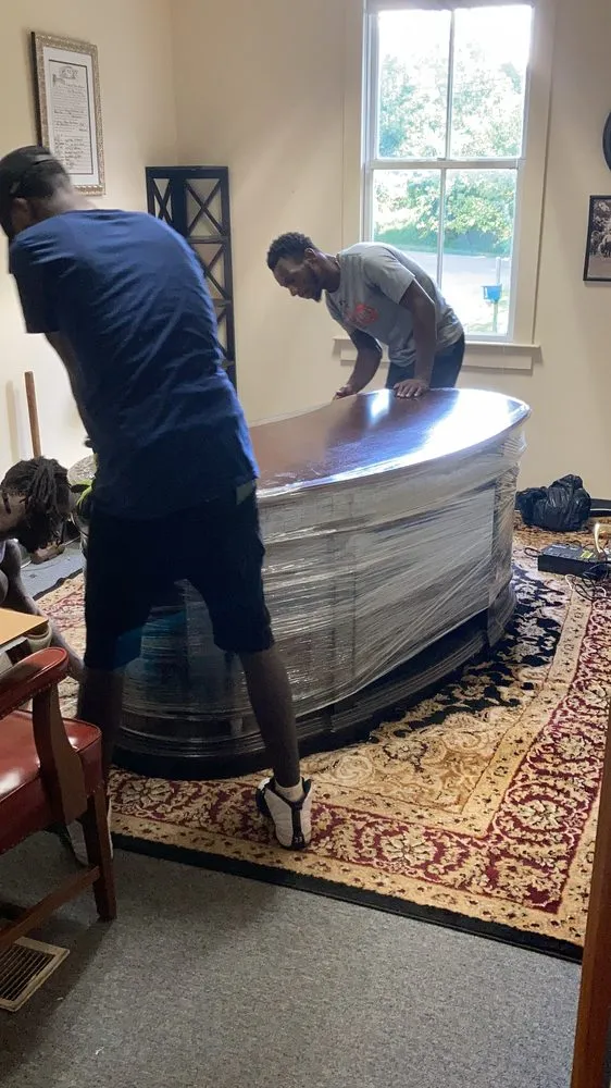 Reliable outdoor landscaping experts serving Baltimore, MD - Steeles Keep You Moving