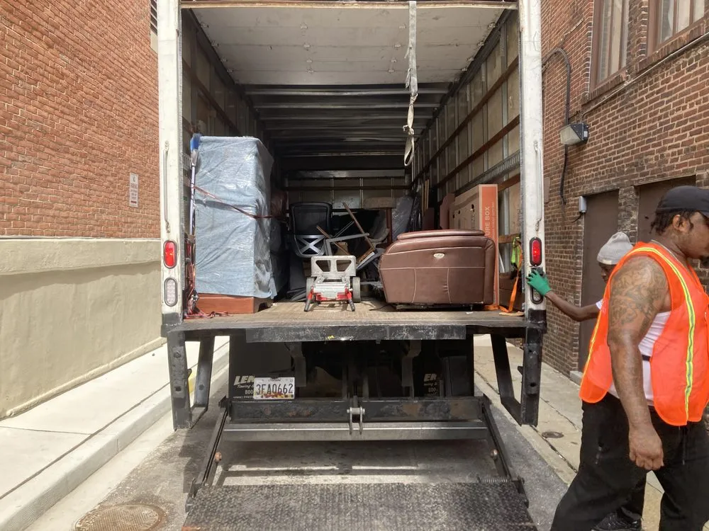 Expert outdoor landscaping in Baltimore, MD - Steeles Keep You Moving