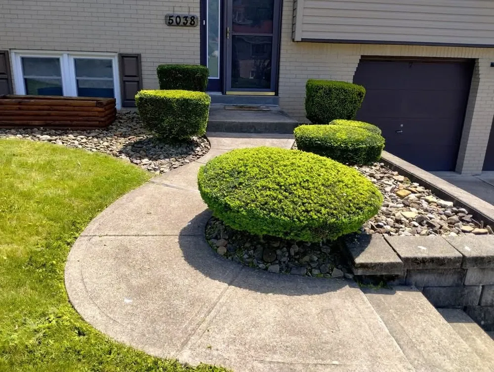 Custom outdoor landscaping in West Mifflin, PA by Steeltahn Lawn & Tree